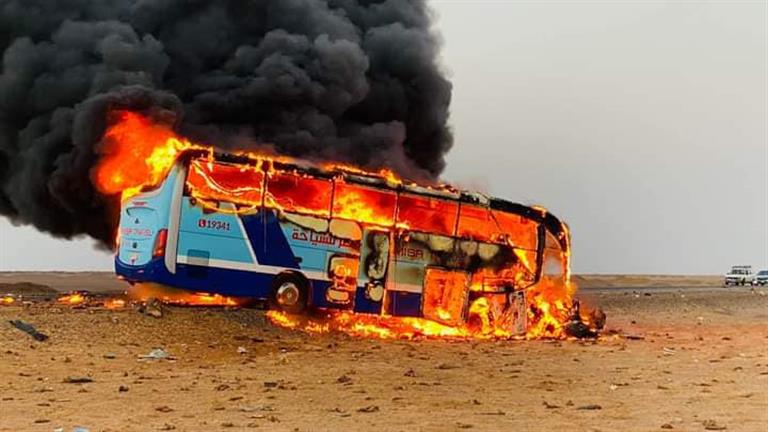 "النيران اشتعلت في ثواني".. شاهد يروي اللحظات الأولى لحادث الحافلة السياحية بأبوسمبل