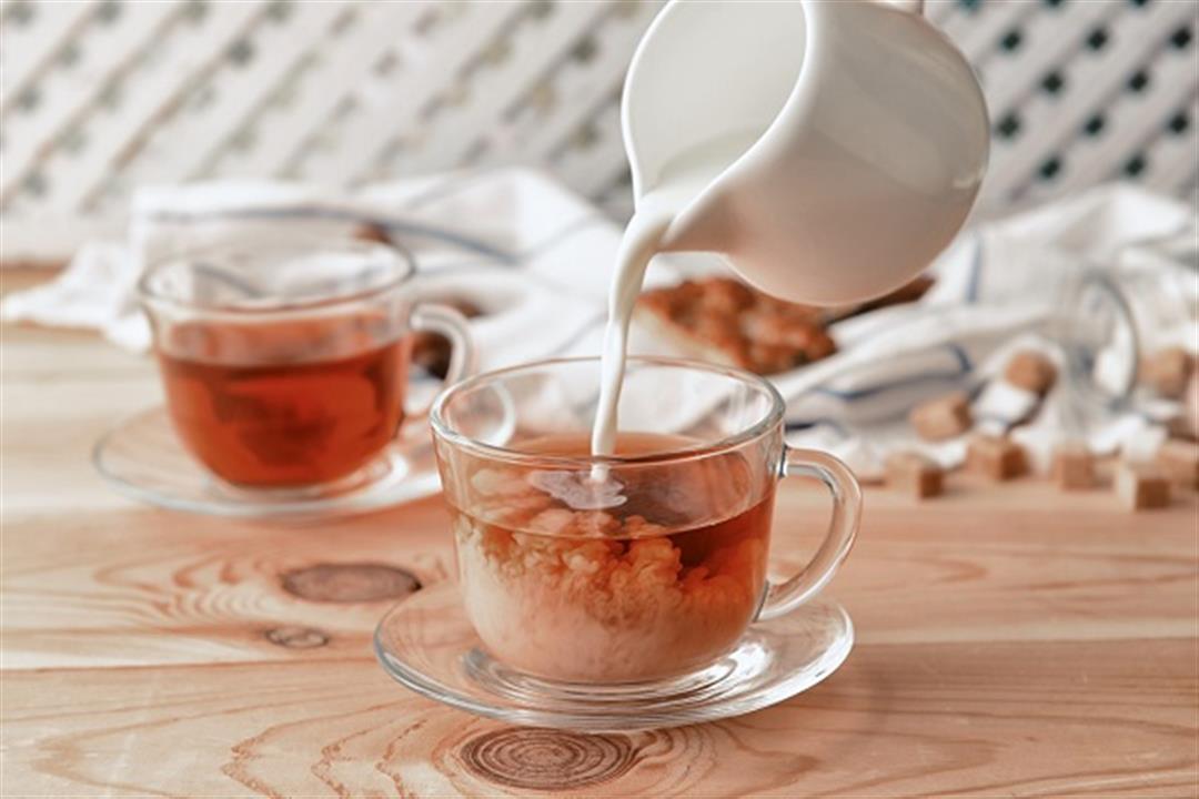لعشاق الشاي بلبن- 5 أضرار قد يسببها لصحتك
