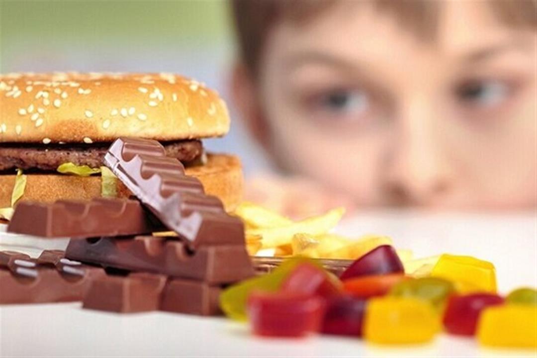 كيف تؤثر الأطعمة الجاهزة على الأطفال؟- دراسة تكشف
