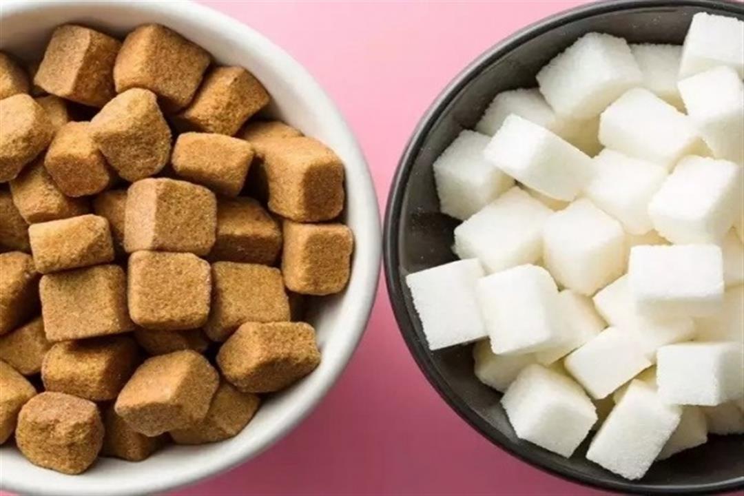 هل السكر البني أقل ضررًا من الأبيض؟