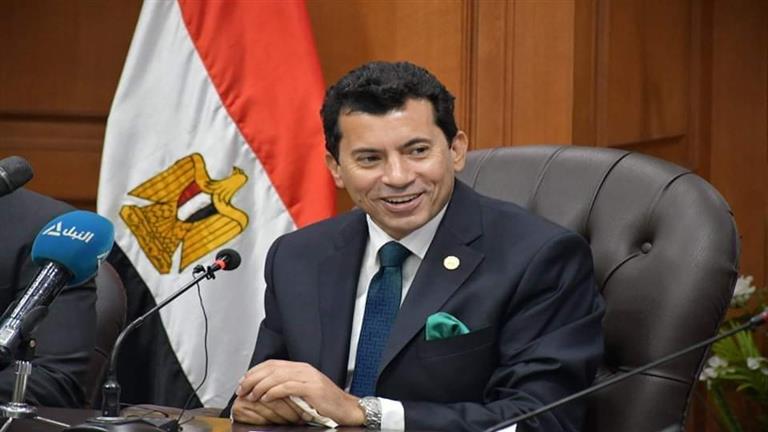 وزير الرياضة: "الجماهير المصرية من حقها التشجيع ولكن دون تعصب"