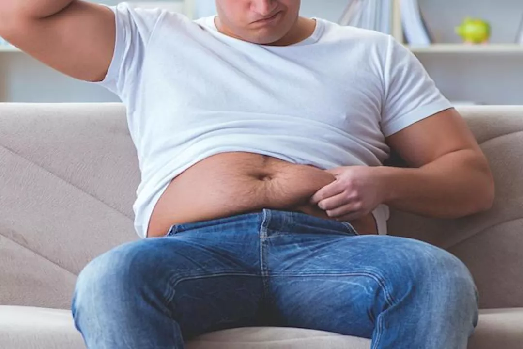 احذر هذه العادات.. تساعد على ظهور الكرش 
