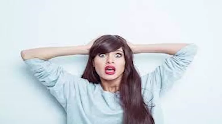 ما وراء قشعريرة الأصوات: كيف تؤثر المشاعر على جسمك؟