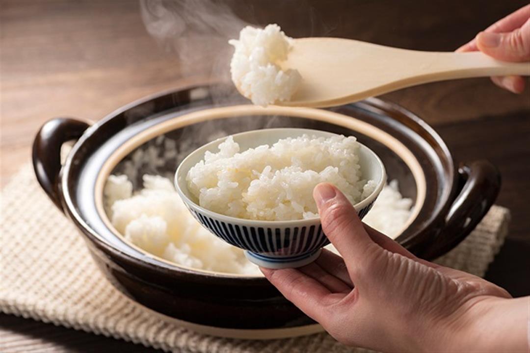 يحتوي على مادة سامة- خبيرة تغذية توضح أضرار الأرز الأبيض