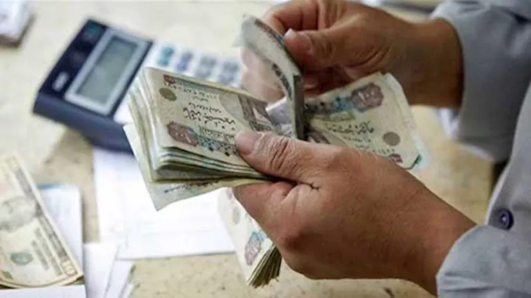 تعرف على مواعيد صرف رواتب أغسطس وسبتمبر بعد بدء تطبيق الزيادة