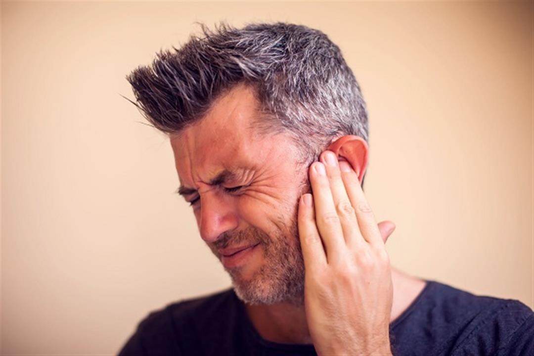احتباس السوائل في الأذن قد يهددك بـ"الطرش"- هذه أعراضه وعلاجاته