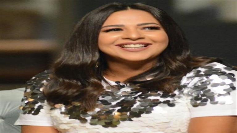 إيمي سمير غانم تتذكر والدتها بصورة من كواليس 
