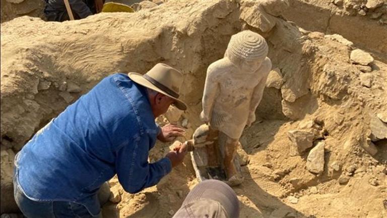 بينهم 9 تماثيل لـ"ميسي": خبير أثري يكشف الكشف الأثري الجديد بسقارة