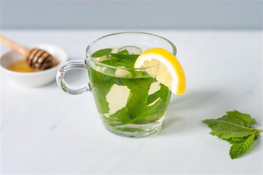 10 فوائد مذهلة لشرب الشاي الأخضر بالليمون