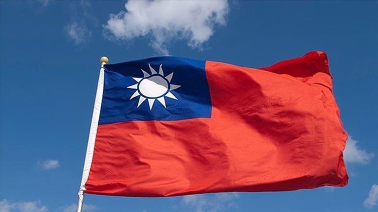 تايوان تعلن رصد 64 طائرة وسفينة صينية قرب الجزيرة