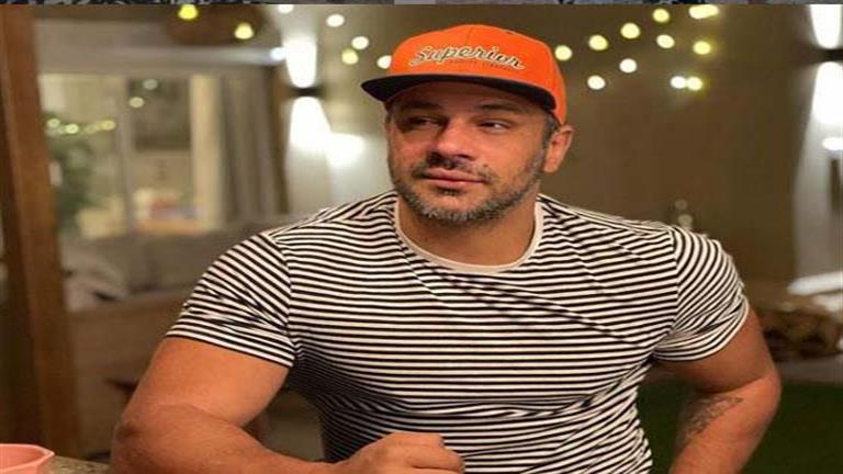 محمد عطية يعلن تأجيل طرح أغنيته بسبب الأوضاع في لبنان