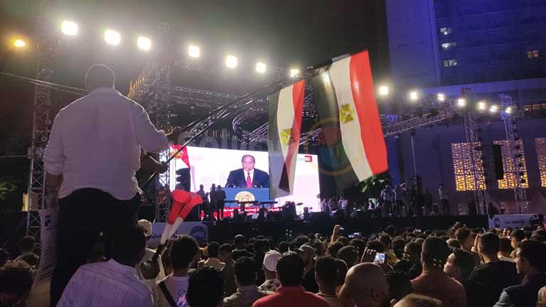  بالصور.. آلاف المصريين يشاركون في حفل دعم الرئيس السيسي في ميدان الجلاء