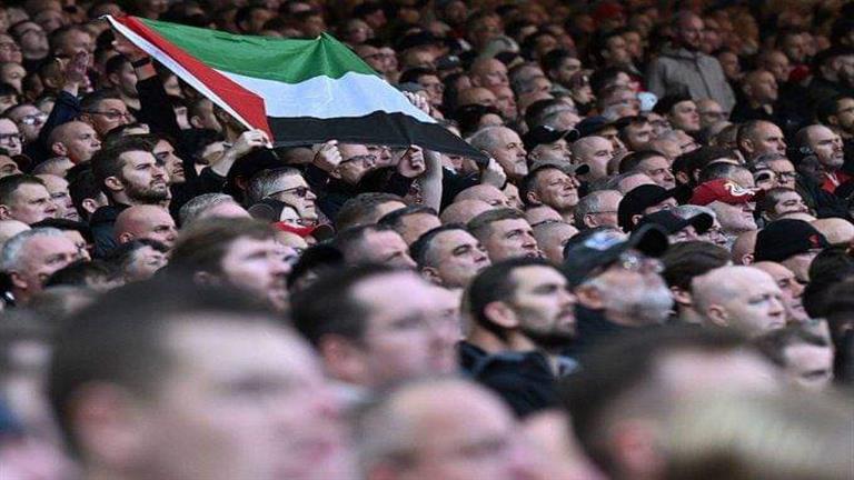 أحمد موسى مشيدًا بموقف صلاح: جماهير ليفربول رفعوا علم فلسطين في مدرجات الإنفيلد
