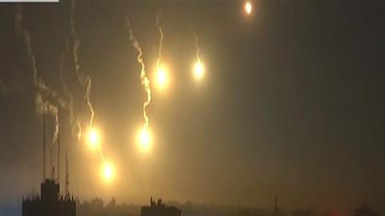 إطلاق قنابل ضوئية في أجواء المناطق الشمالية الغربية بقطاع غزة