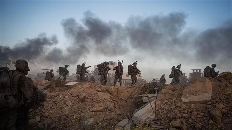 فايننشال تايمز: القوات الإسرائيلية قد تقوم بتوغل وشيك في جنوب قطاع غزة