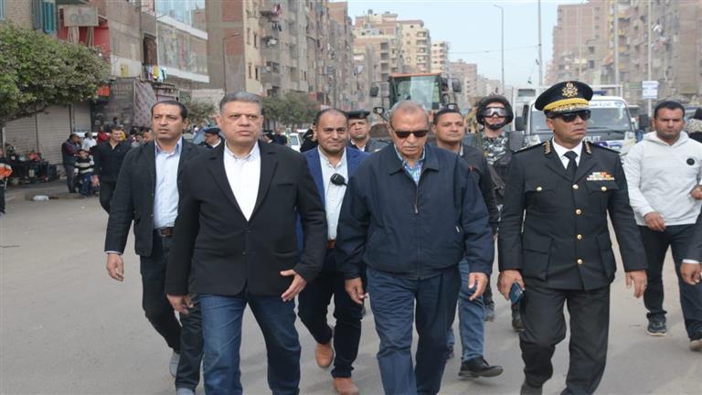 محافظ القليوبية يقود حملة نظافة وإزالة الإشغالات بشبرا الخيمة
