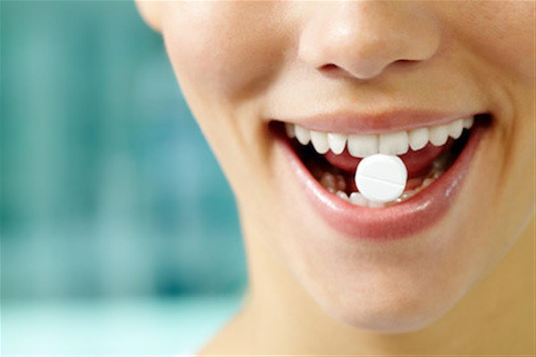 الآثار الجانبية للأدوية على صحة الفم- هكذا تتجنبها