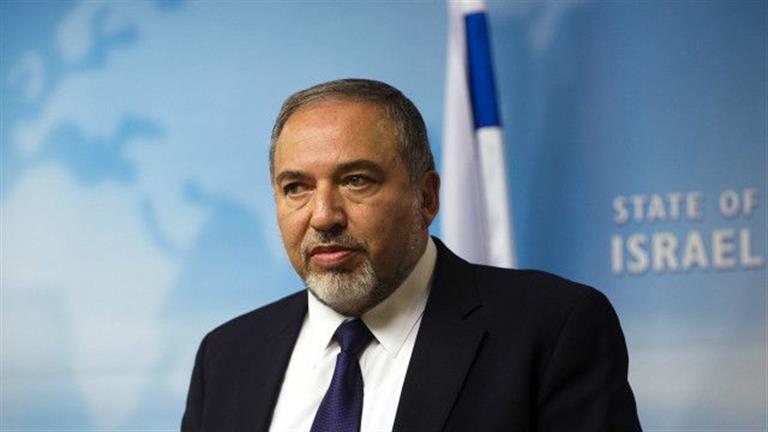  صحيفة عبرية: نتنياهو عرض على ليبرمان منصب وزير الدفاع