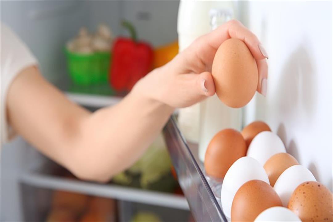 ما الطريقة الصحيحة لحفظ البيض طازجًا؟