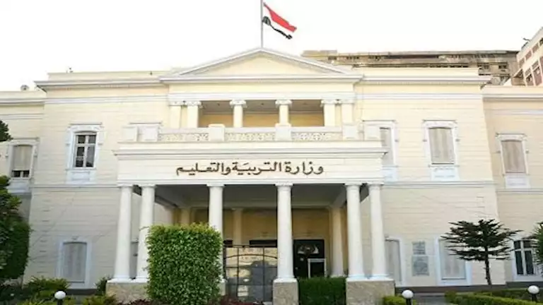 التعليم تواصل إتاحة نماذج استرشادية جديدة لامتحانات الثانوية