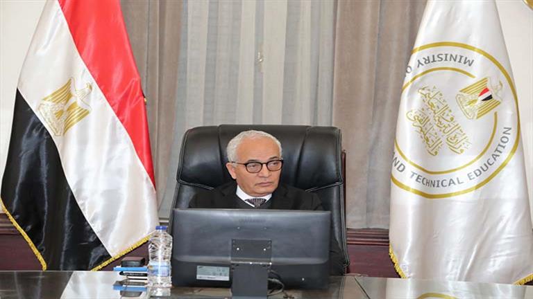 الدكتور رضا حجازي وزير التعليم