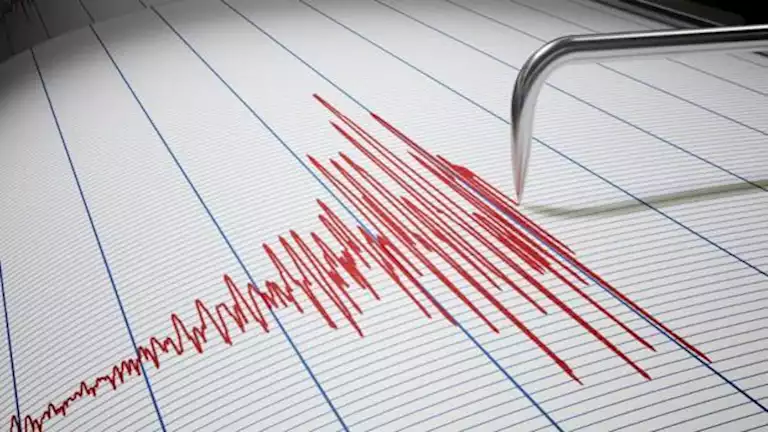 زلزال بقوة 4.9 درجة يضرب مدينة ملطية التركية