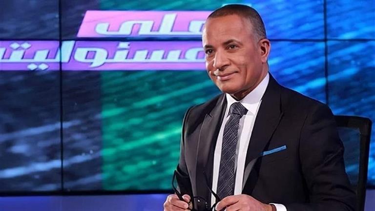 أحمد موسى يعرض أول توكيل رسمي تم تحريره لترشح الرئيس السيسي.. فيديو