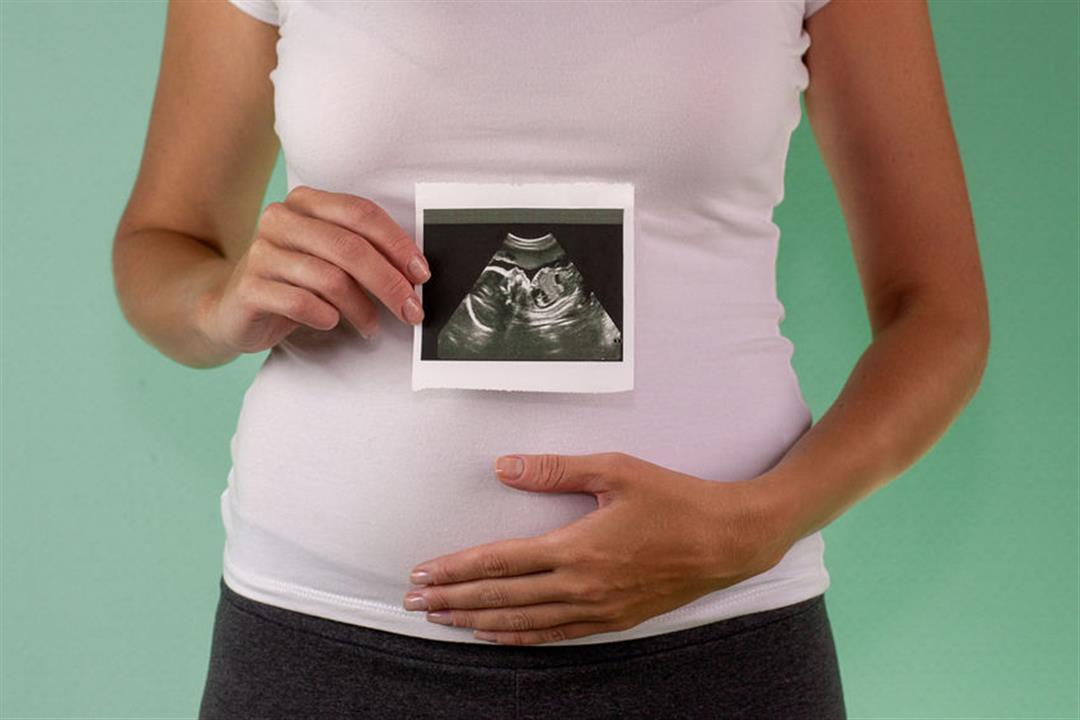 الصيام للحامل في الأشهر الأولى- مسموح أم ممنوع؟