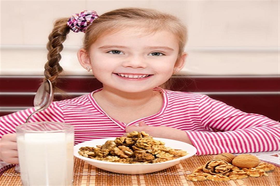 استشاري تغذية تكشف فوائد المكسرات للأطفال والكمية المناسبة