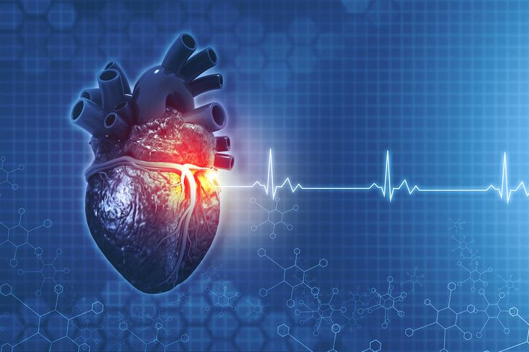 حسام موافي يحذر: سماع ضربات القلب علامة على هذه الأمراض