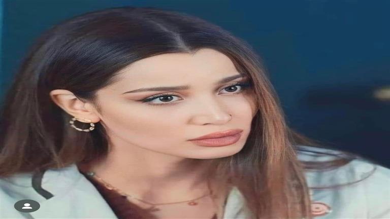 الفنانة سارة التونسي