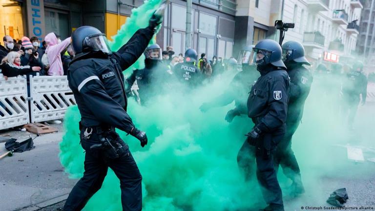 الشرطة الألمانية تعتزم فض اعتصام مؤيدين لفلسطين بقاعات في جامعة هومبولت