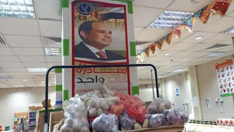 2769 منفذا وخصومات 40%.. الداخلية تواصل مبادرة "كلنا واحد" لتوفير مستلزمات الشتاء