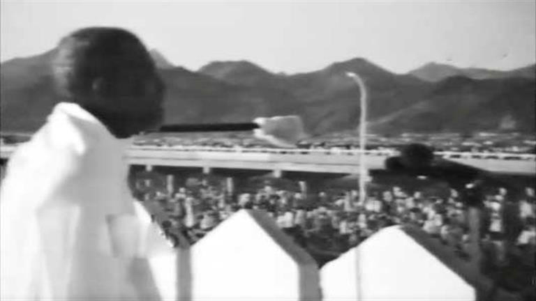 قبل 48 عامًا.. خطبة نادرة للشيخ الشعراوي على جبل عرفات