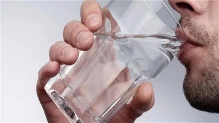 هل الإفراط في شرب الماء يؤدي للتسمم؟