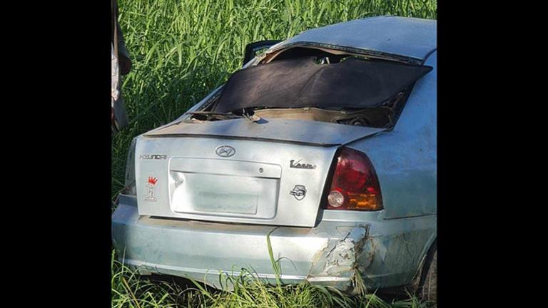 العربية اتقلبت.. مصرع شخص وإصابة آخر في حادث بطريق "أبو سمبل- أسوان"