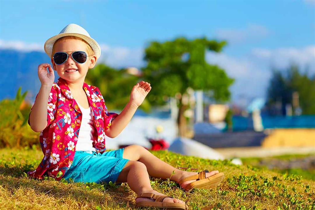 ما الملابس المناسبة لطفلك في الصيف؟