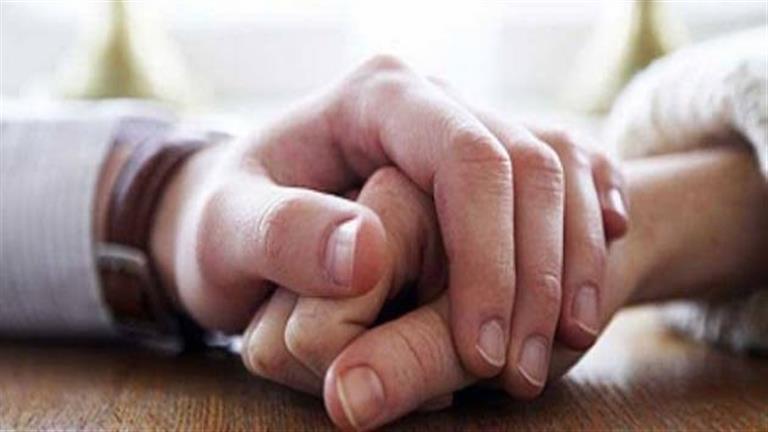 بحكايات مؤثرة.. لماذا نظم جروب على فيسبوك مسابقة لقصص حب الأزواج؟
