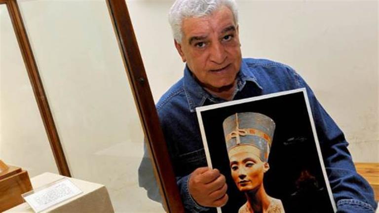 "عليك واجب تجاه بلد".. زاهي حواس يوجه رسالة لصلاح من أجل استرداد الآثار المصرية