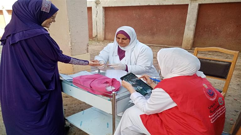 حملة "100 يوم صحة" تقدم 355 ألفًا و884 خدمة بجميع المحافظات 