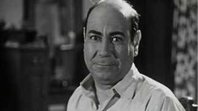 حسن فايق.. السادات تدخل لإنقاذه وهذا سر ضحكته المميزة حسن فايق.. السادات تدخل لإنقاذه وهذا سر ضحكته المميزة