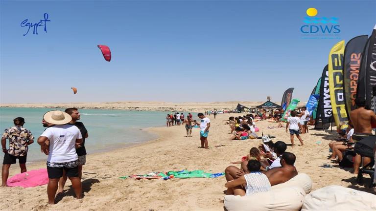 رأس سدر تستضيف المسابقة السنوية للأنشطة المائية "الكايت سيرف"