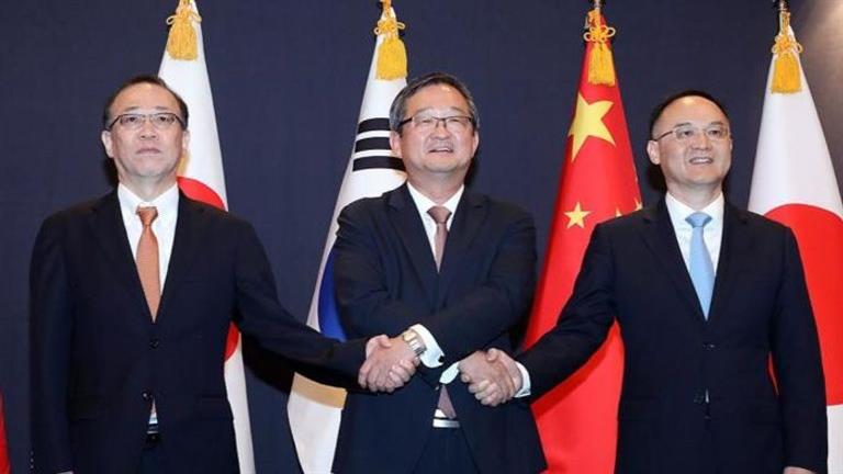 قادة الصين وكوريا الجنوبية واليابان اتفقوا على عقد أول قمة منذ 2019