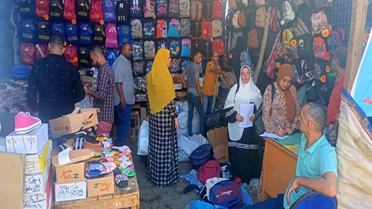 أسعار مخفضة.. أحياء الإسكندرية تطلق سلسلة معارض "أهلا مدارس"-صور