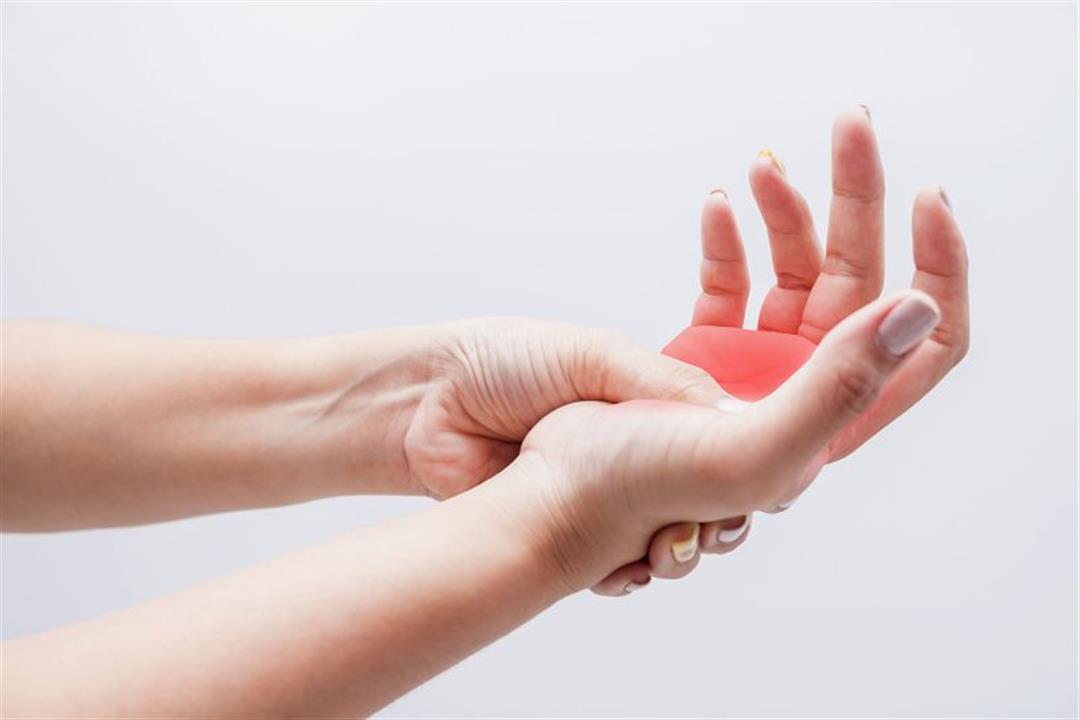أعراض ارتفاع الضغط والكوليسترول- 5 علامات تظهر على اليدين