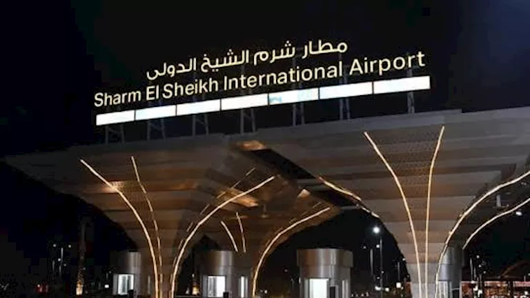 انتظام الحركة الجوية بالمطارات المصرية