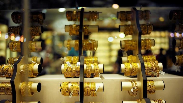 تراجع جديد في سعر الذهب بحلول منتصف تعاملات الخميس