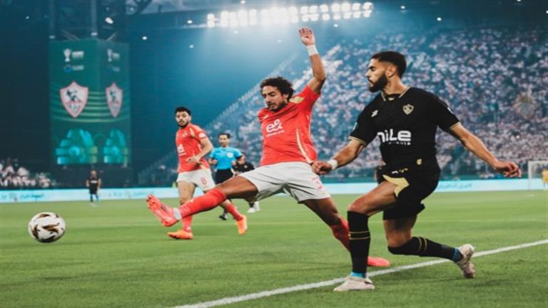 "لديه مجال للتطوير".. الركراكي يتحدث عن إمكانية ضم بنتايك لمنتخب المغرب