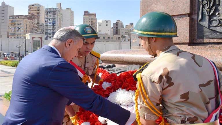 أكاليل الزهور وسلام الشهيد.. الإسكندرية تحتفل بالذكرى الـ 51 لحرب أكتوبر- صور