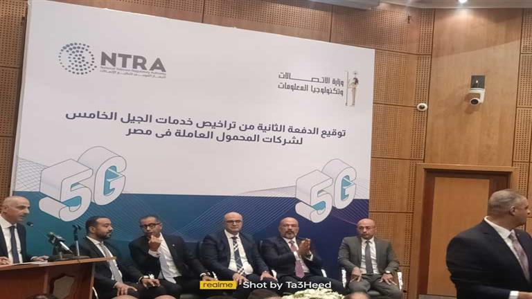 شمروخ: 675 مليون دولار قيمة رخص الجيل الخامس يسددوا دفعة واحدة